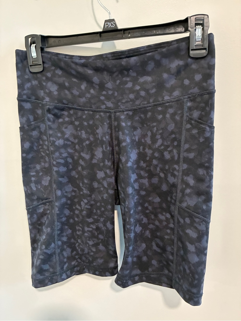 GAP Women's Dark Charcoal Printed Bike Shorts